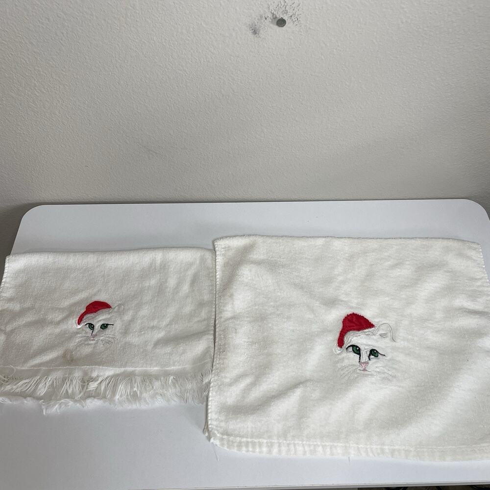 Vintage R.A. Briggs White Cat in Santa Hat 2 Hand Towels Christmas Decor